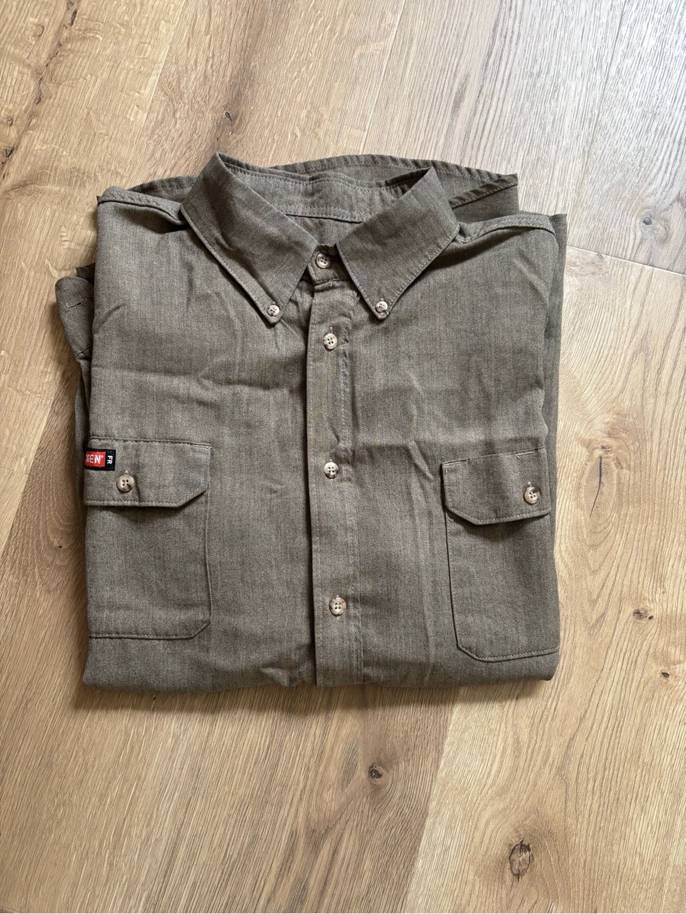 TECGEN FR Size XL Brown Cat
2 NFPA 2112 Long Sleeve
Button Down Shirt